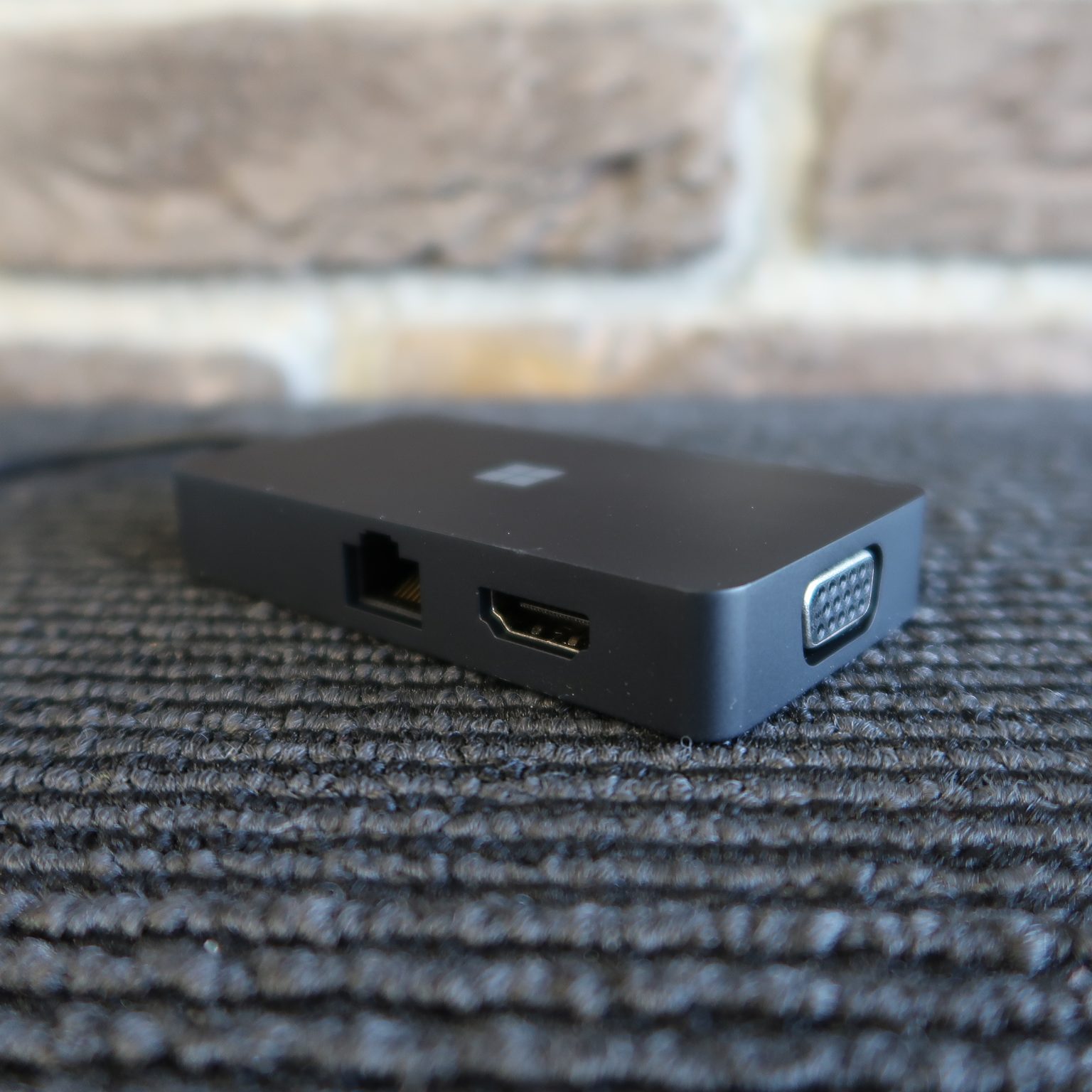 MICROSOFT USB-C TRAVEL HUB HL5722 - Hock and Go