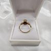 9CT YELLOW GOLD RED STONE DRESS RING HL5525 - Image 4