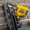 DEWALT NAIL GUN