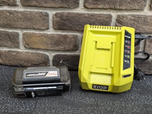 RYOBI 4.0Ah 36V BATTERY With Charger - Image 2