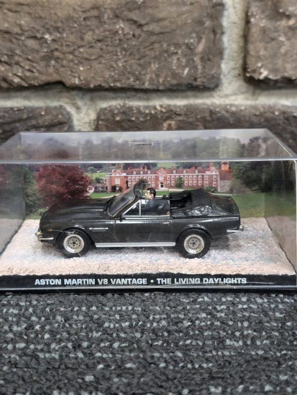 James Bond Collectable Car - LG22638