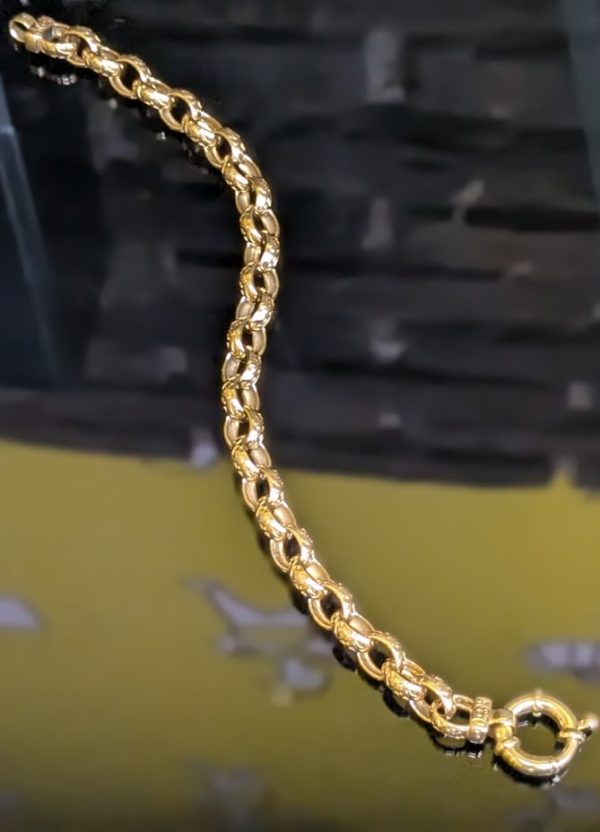 9ct Yellow Gold Patterned Belcher Bracelet - LG22342 - Image 2