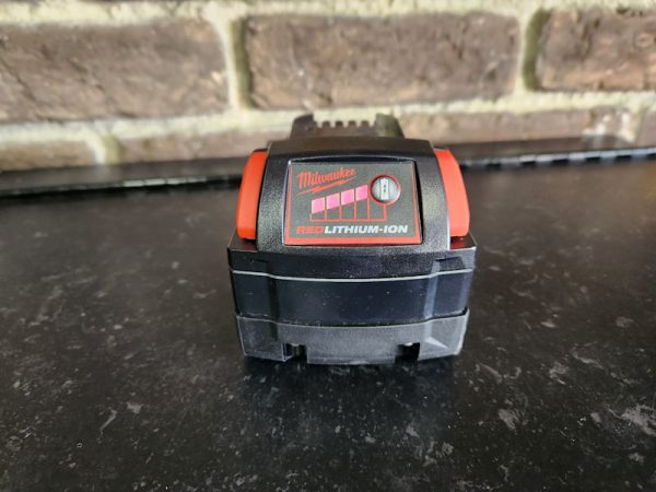 Milwaukee 18v 5ah Battery - HL22677 - Image 7