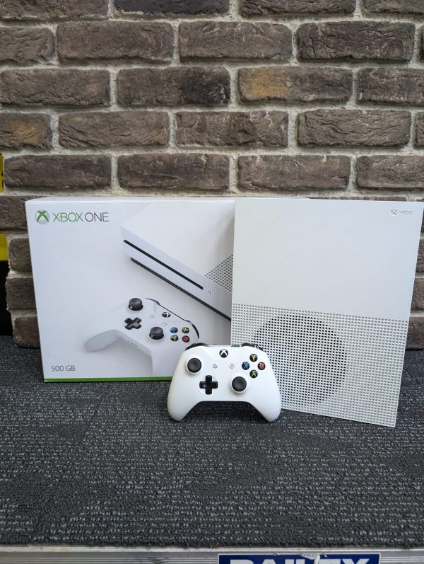 Microsoft Xbox One S - Image 7