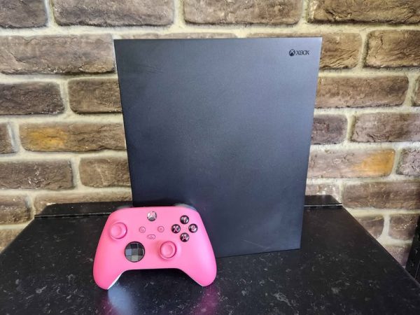 Microsoft Xbox One X Console - HL22150 - Image 6