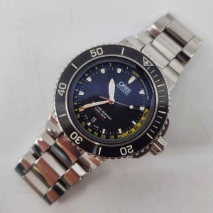 Oris Aquis Date Automatic Divers Watch - HL12725