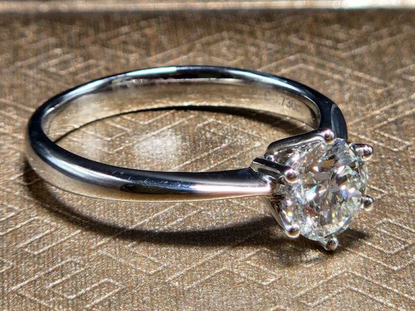 18ct White Gold Diamond Engagement Ring With GIA Report - HL21844 - Image 10