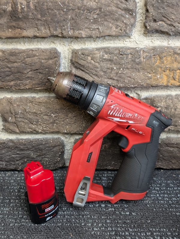 Milwaukee Brushless Installation Drill