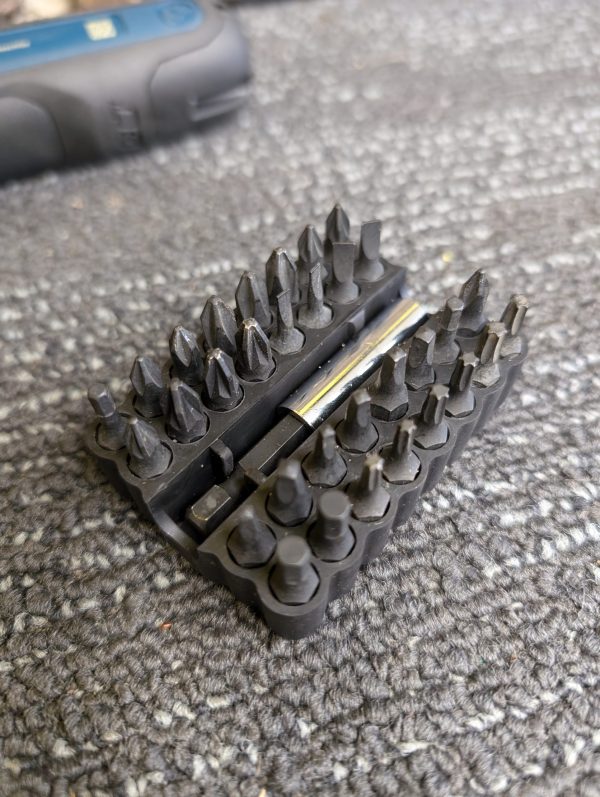 Bosch Drill and Bit Set - Image 13