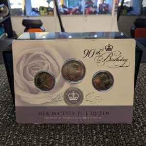 HER MAJESTY THE QUEEN 90TH BIRTHDAY 2016 COIN SET - LG22760