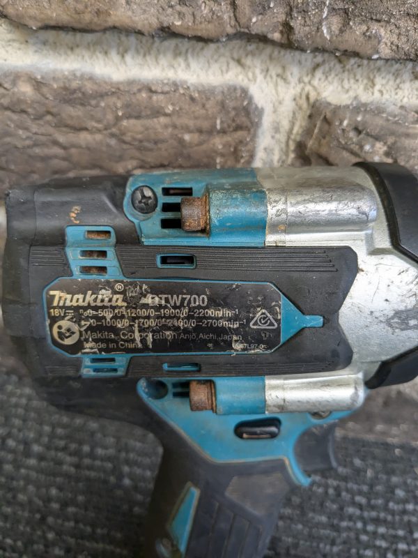 Makita Impact Wrench 1/2" (Skin only) - Image 3