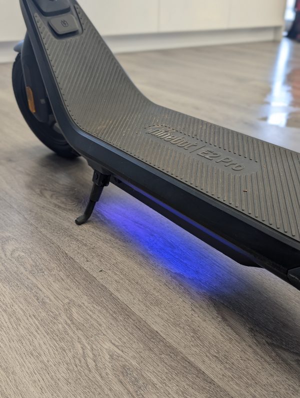 Ninebot Electric Scooter - LG23726 - Image 7