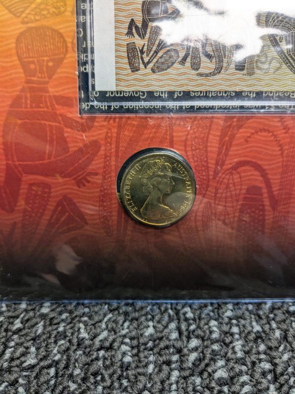 LAST $1 NOTE, FIRST $1 COIN COLLECTABLE COIN SET - LG22761 - Image 4