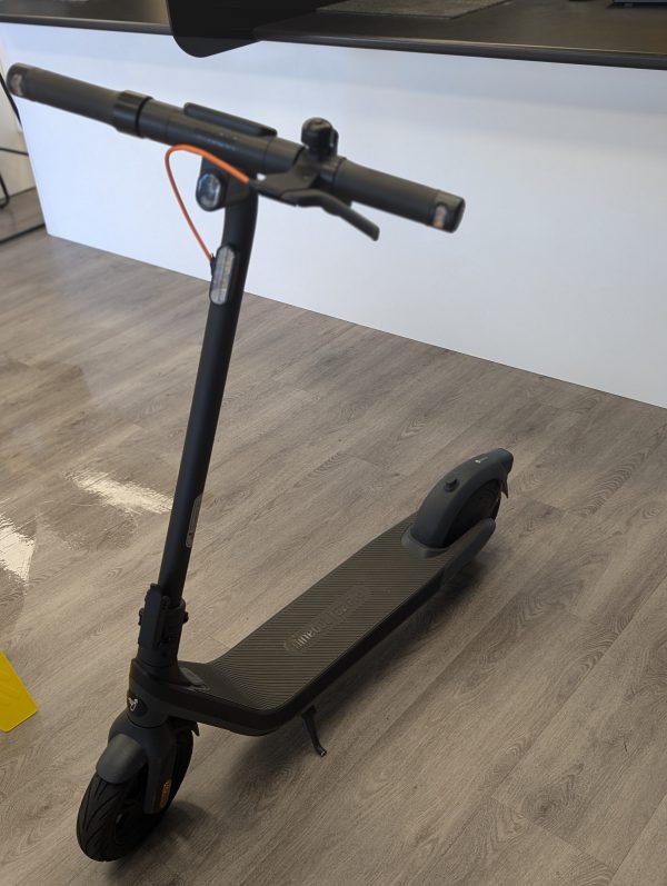 Ninebot Electric Scooter - LG23726 - Image 2