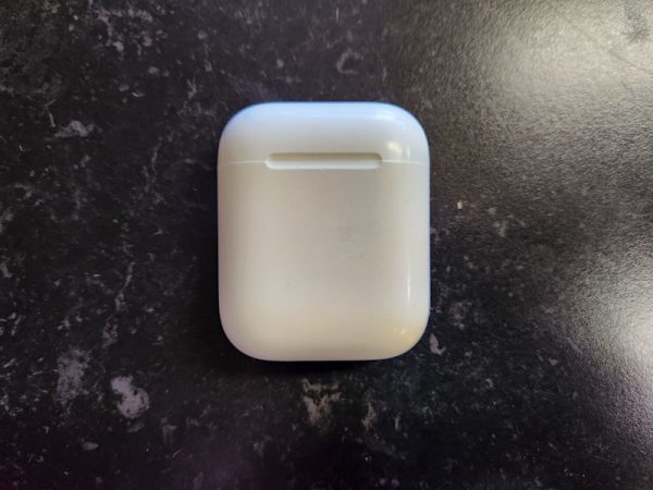 Apple Airpods 1st Gen - HL22686 - Image 7