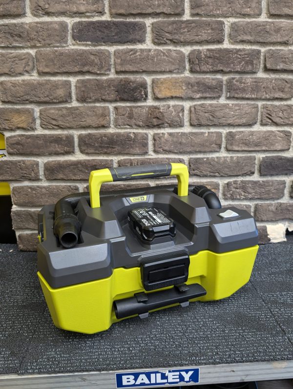 Ryobi Vacuum Cleaner - Image 7