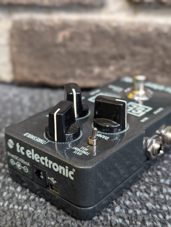 TC Electronic Guitar Pedal - LG23406 - Image 12