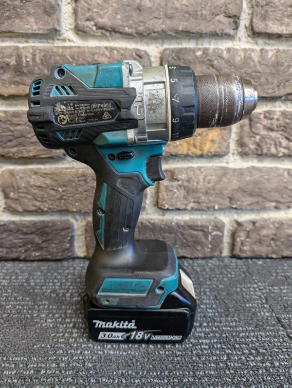 Makita Drill and Battery - Image 12