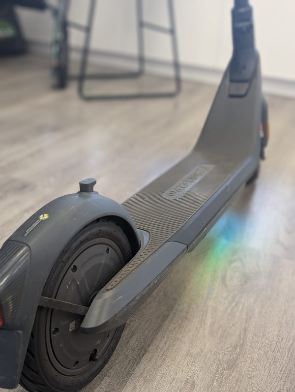 Ninebot Electric Scooter - LG23726 - Image 8