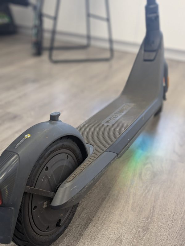 Ninebot Electric Scooter - LG23726 - Image 17