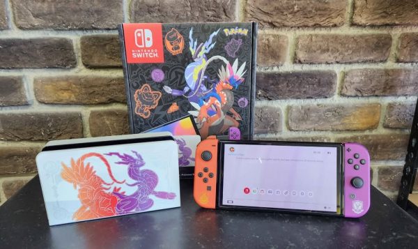 Nintendo Switch OLED Pokemon Scarlet & Violet Edition - HL23154 - Image 6