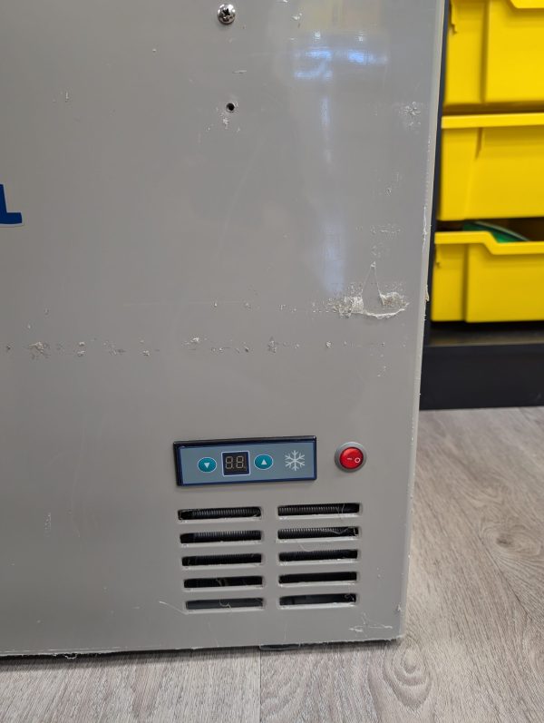 DC Portable Fridge/ Freezer - Image 11