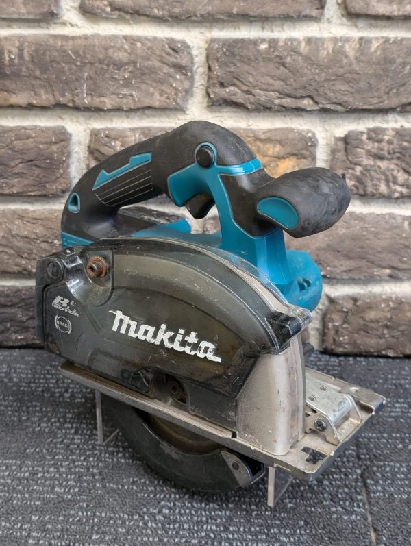 Makita Circular Saw (Skin only) - Image 8