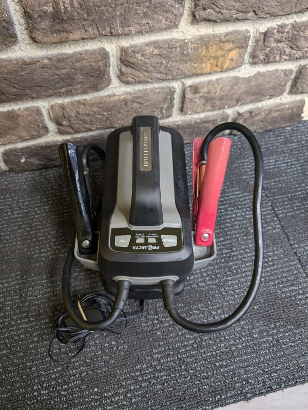 Projecta 12V Intelli-Start Jumpstarter - Image 3