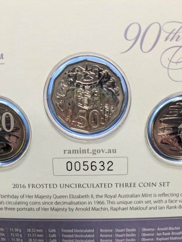 HER MAJESTY THE QUEEN 90TH BIRTHDAY 2016 COIN SET - LG22760 - Image 15