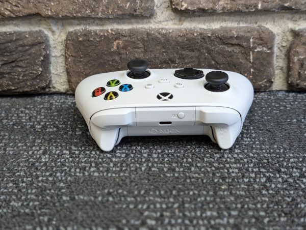 MICROSOFT XBOX SERIES X/S WIRELESS CONTROLLER - LG23515 - Image 3