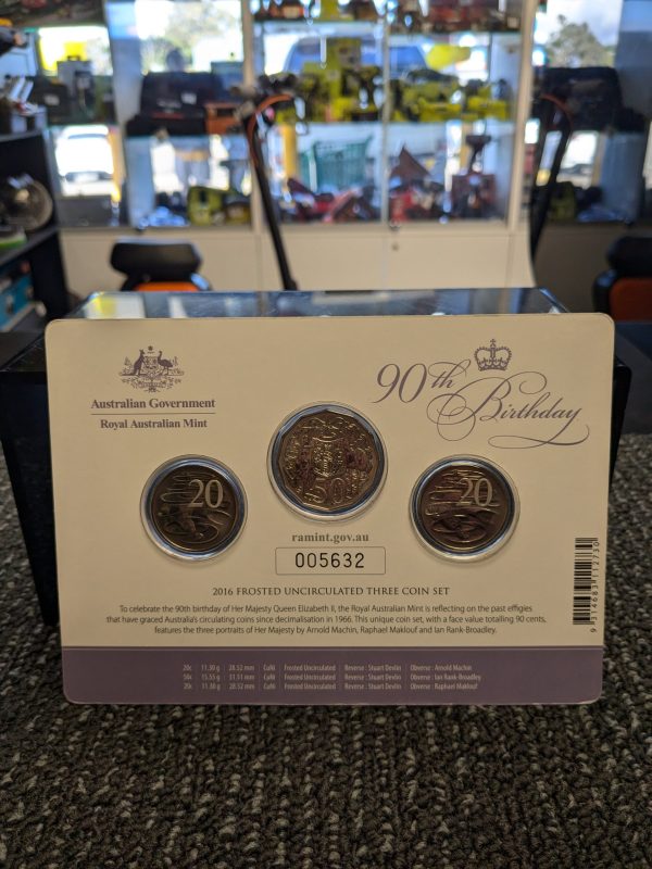 HER MAJESTY THE QUEEN 90TH BIRTHDAY 2016 COIN SET - LG22760 - Image 13