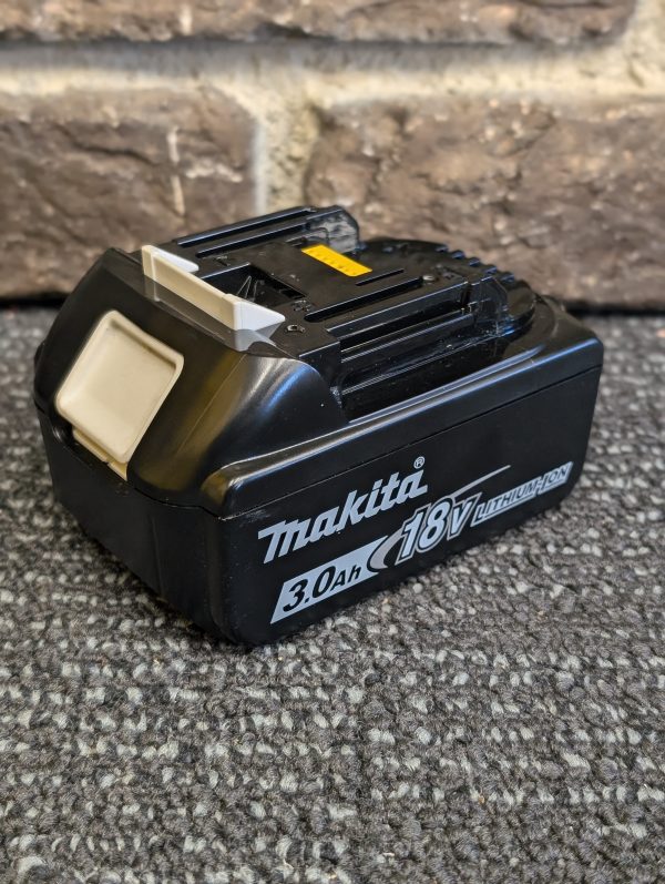 Makita Charger and battery - LG23525 - Image 5