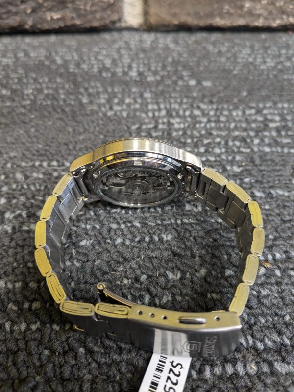 Mens Silver Seiko Automatic Watch - Image 10