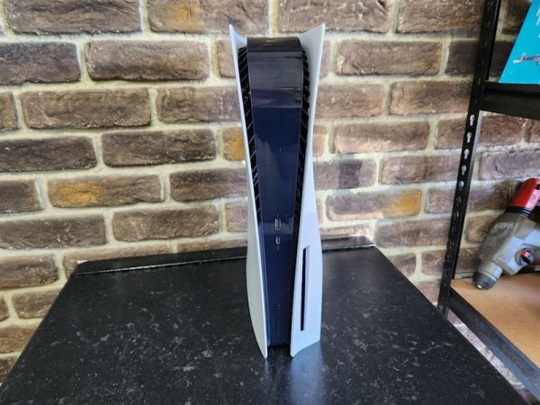 Playstation 5 Disc Edition Console - HL23554 - Image 3