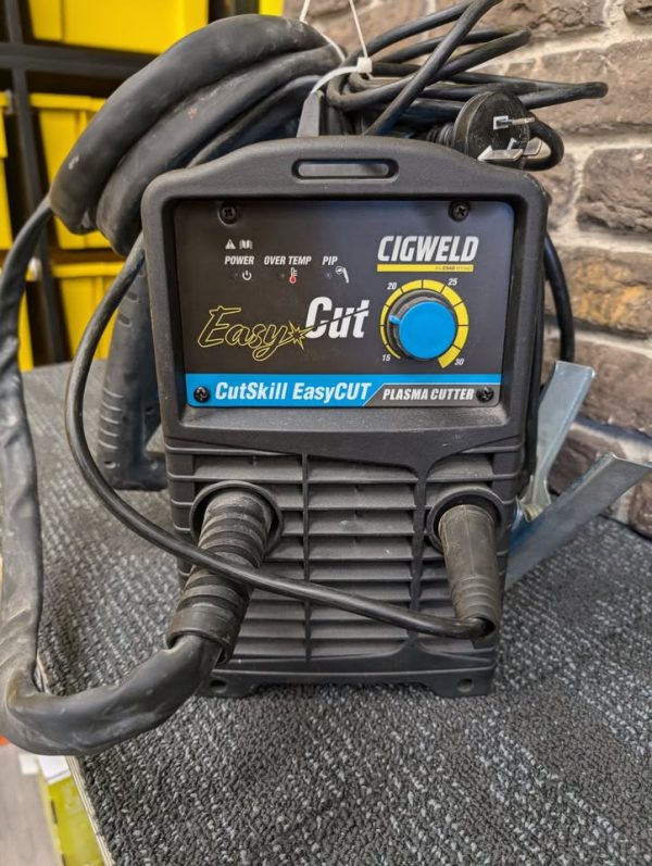 CIGWELD PLASMA CUTTER - Image 2