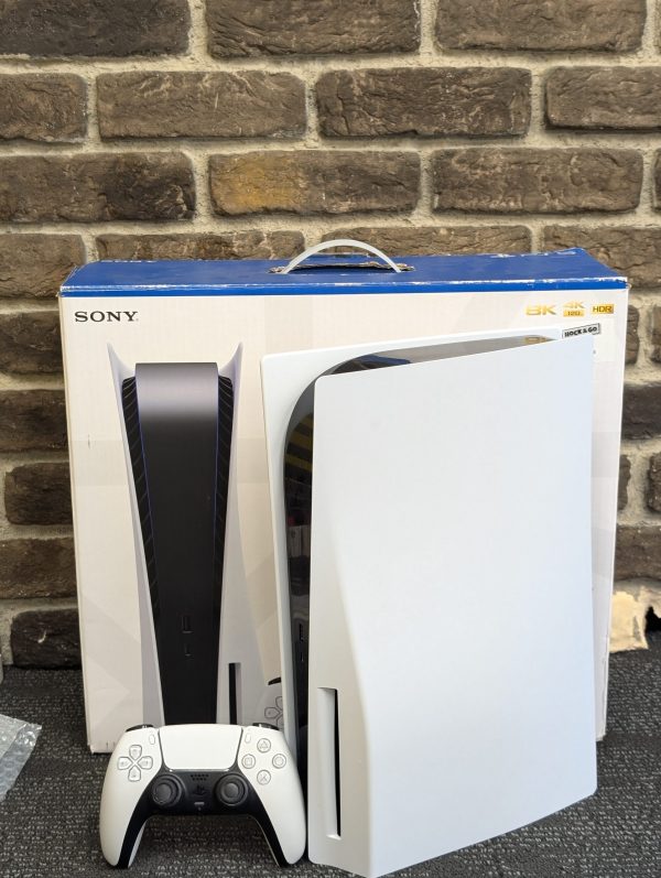 Sony Playstation 5 - LG23939 - Image 12