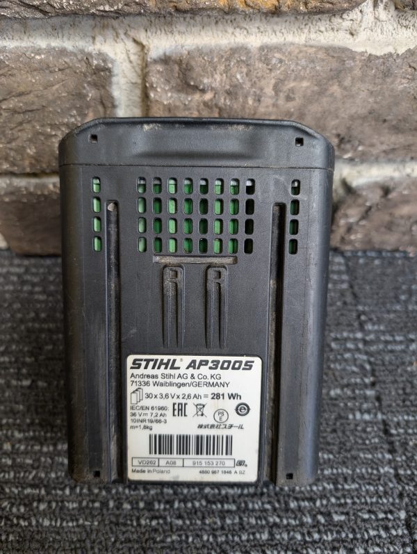 STIHL AP300S Battery - Image 3