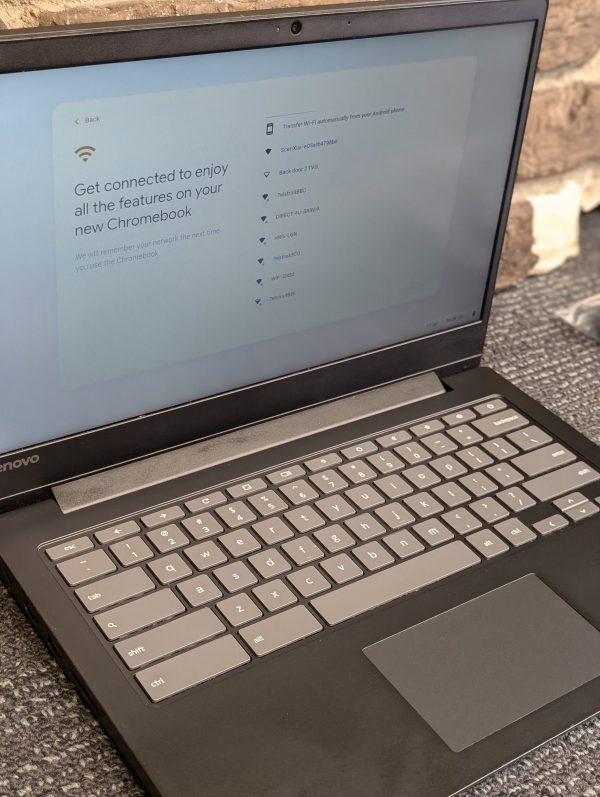 Lenovo Chromebook Laptop - LG23885 - Image 9