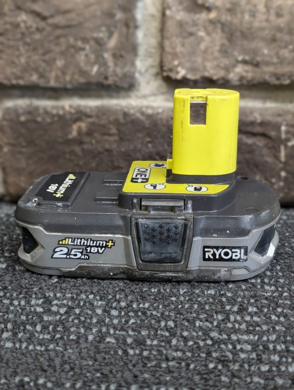 Ryobi Battery and Charger - LG24069-1 - Image 3