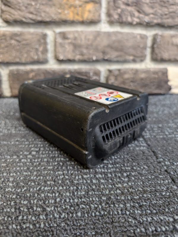 STIHL AP300S Battery - Image 4