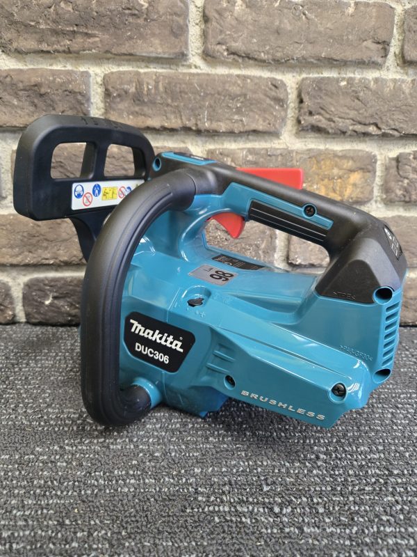 Makita 18V 300mm Chainsaw (Skin only) - 24259 - Image 11