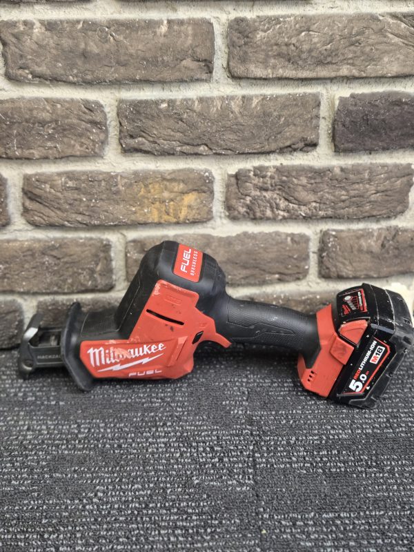 Milwaukee Hackzall Reciprocating Saw - LG24445 - Image 2