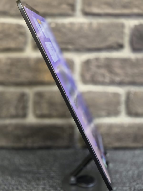 Apple iPad Pro - LG24185 - Image 13