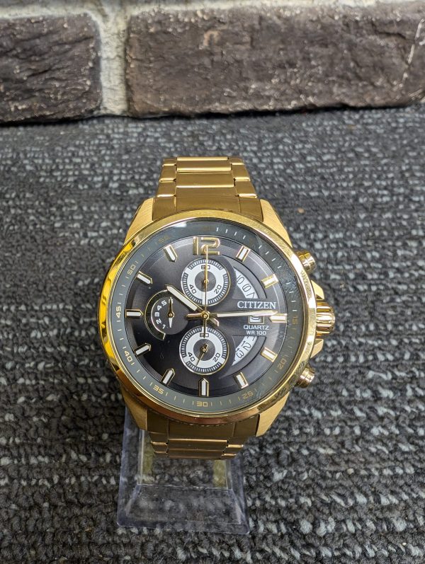 Mens Citizen Gold Watch - Image 10