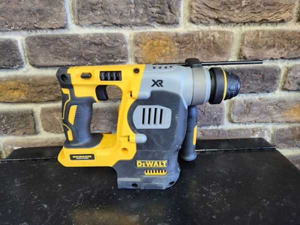 DeWalt 18v Brushless Rotary Hammer Skin Only - HL23749 - Image 5