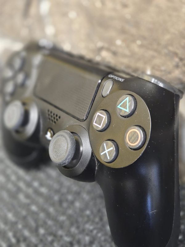 Sony Playstation 4 - LG24431 - Image 6