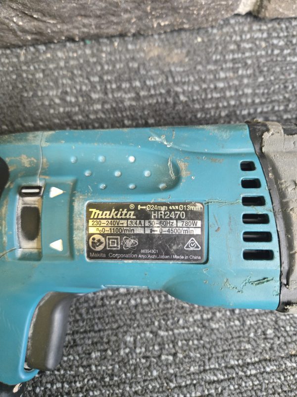 Makita Rotary Hammer Drill (Corded) - 19639 - Image 6