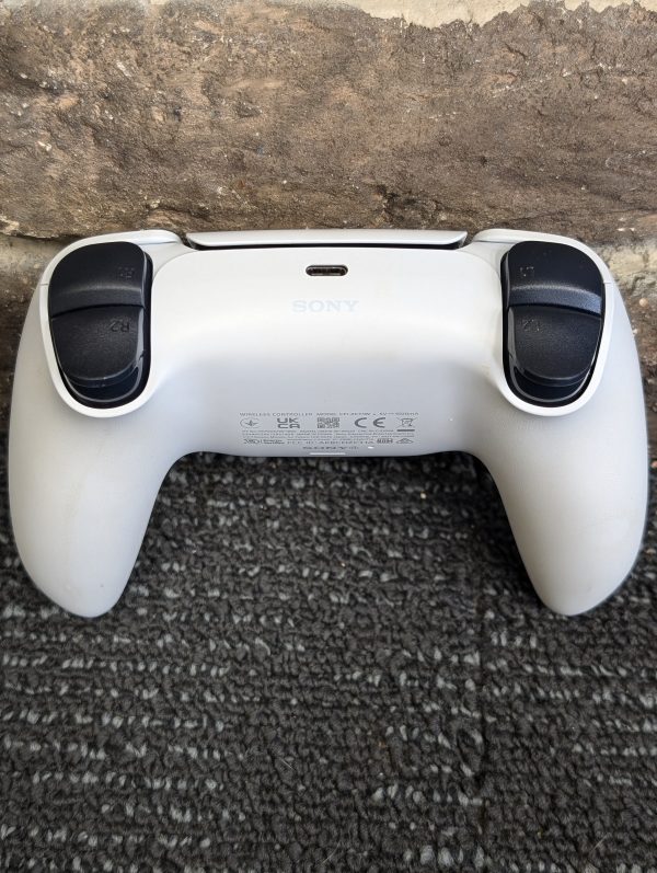 Sony Playstation 5 - LG23939 - Image 8