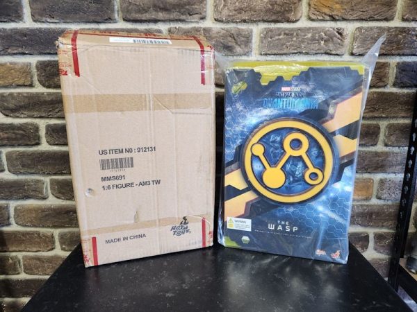 Hot Toys The Wasp Quantumania 1/6 Scale Figure - HL23464