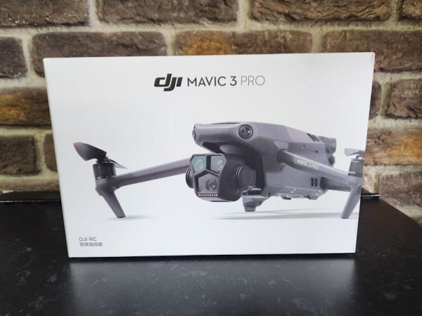 DJI Mavic 3 Pro Drone - HL23617 - Image 18